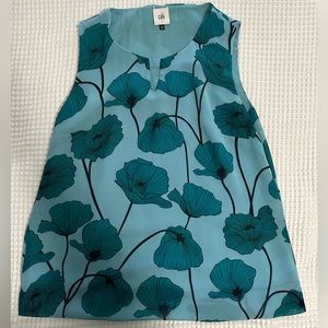 CAbi blue poppy women’s sleeveless blouse